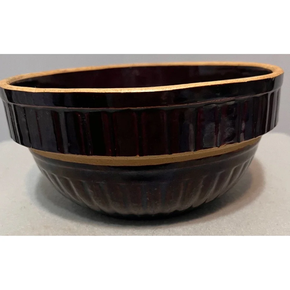 Vintage USA 7 IN Brown Ribbed Stoneware Mixing Bowl‎ Albany Slip Glaze 7.25 Inch